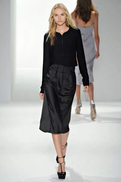 Look 23